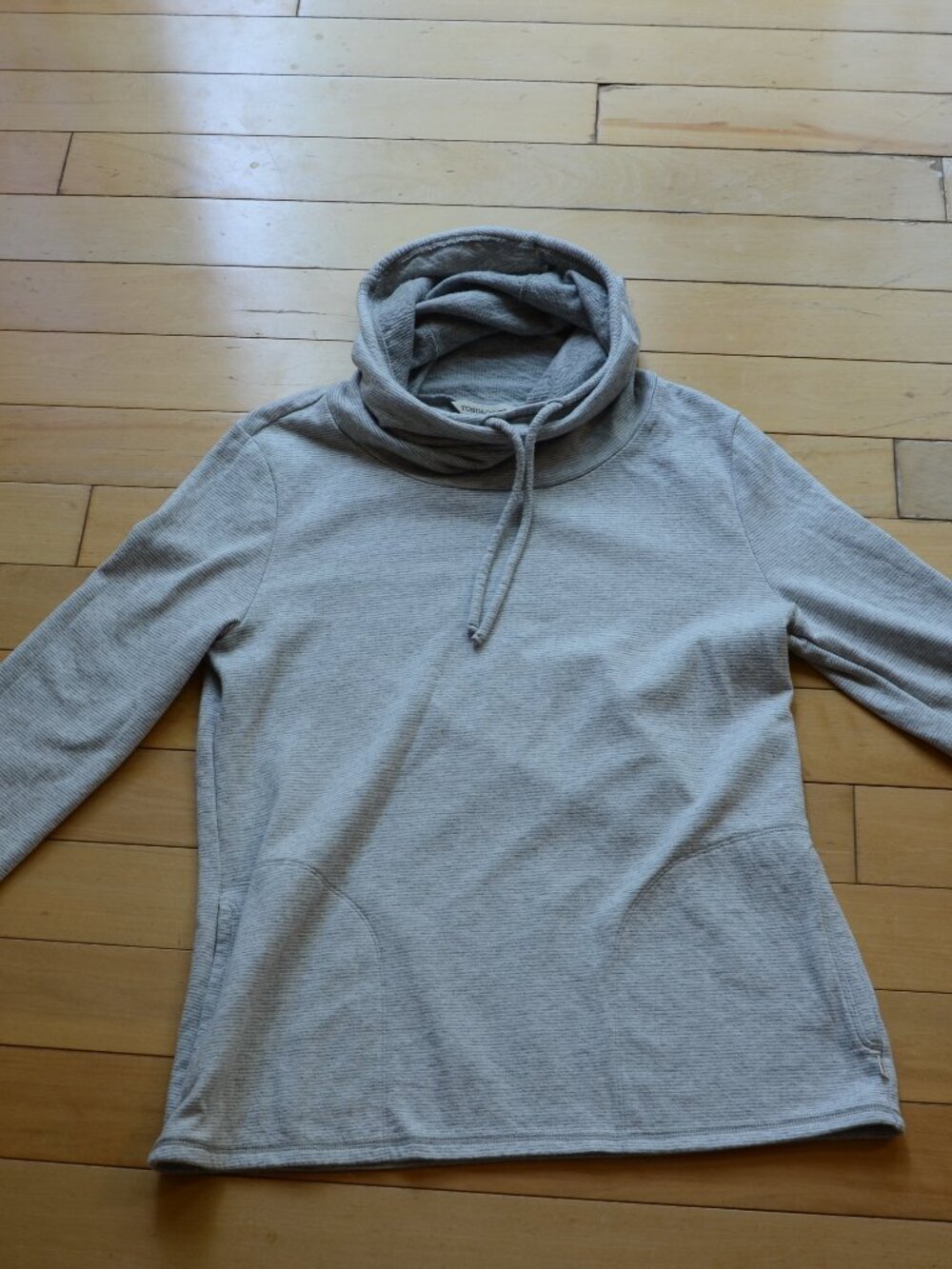 Toad&Co grey striped hoodie Size M